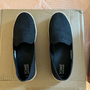 TOMS Carolina Black Twill Espadrilles